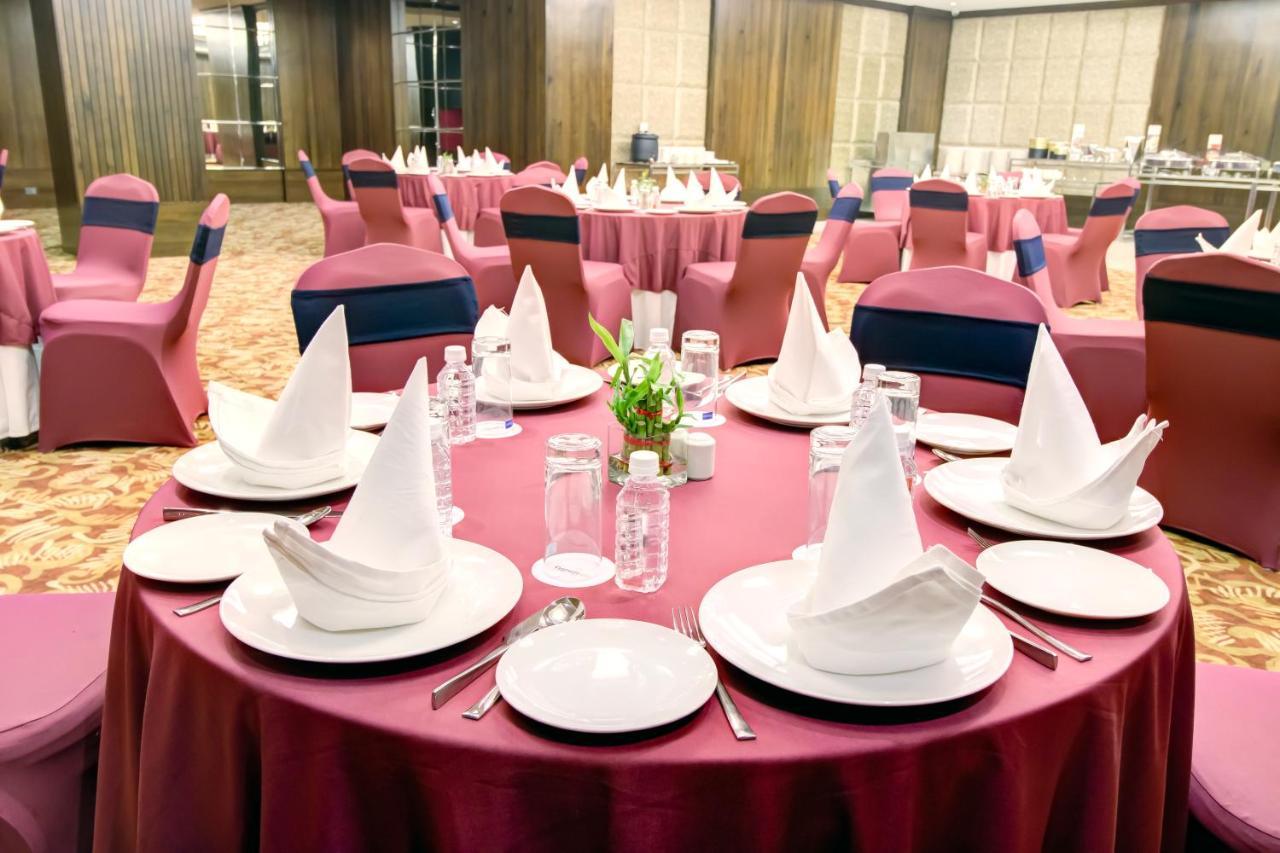 Cygnett Park Bl Otel Jaipur Dış mekan fotoğraf